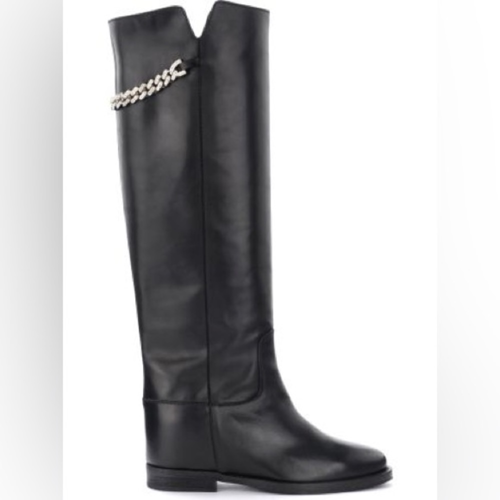 Via Roma 15 Boot In Black Leather With Silver Chain size 38.5